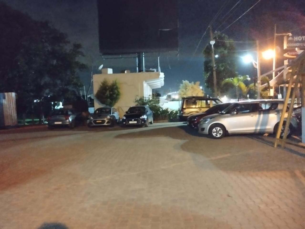 Square Inn Devanahalli Zewnętrze zdjęcie
